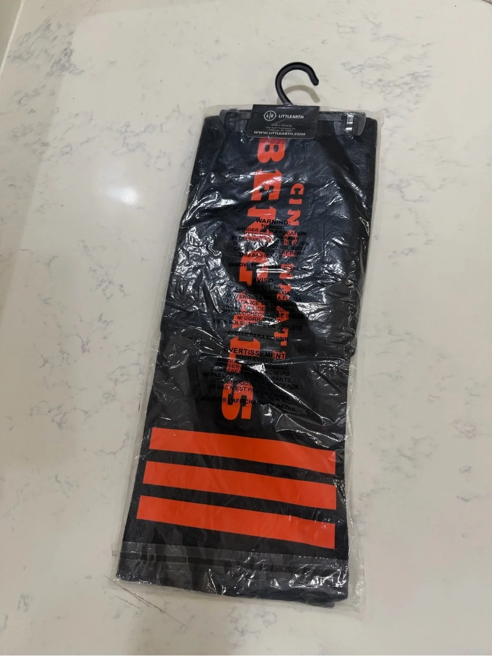 NFL Cincinnati Bengals Black and Orange Scarf